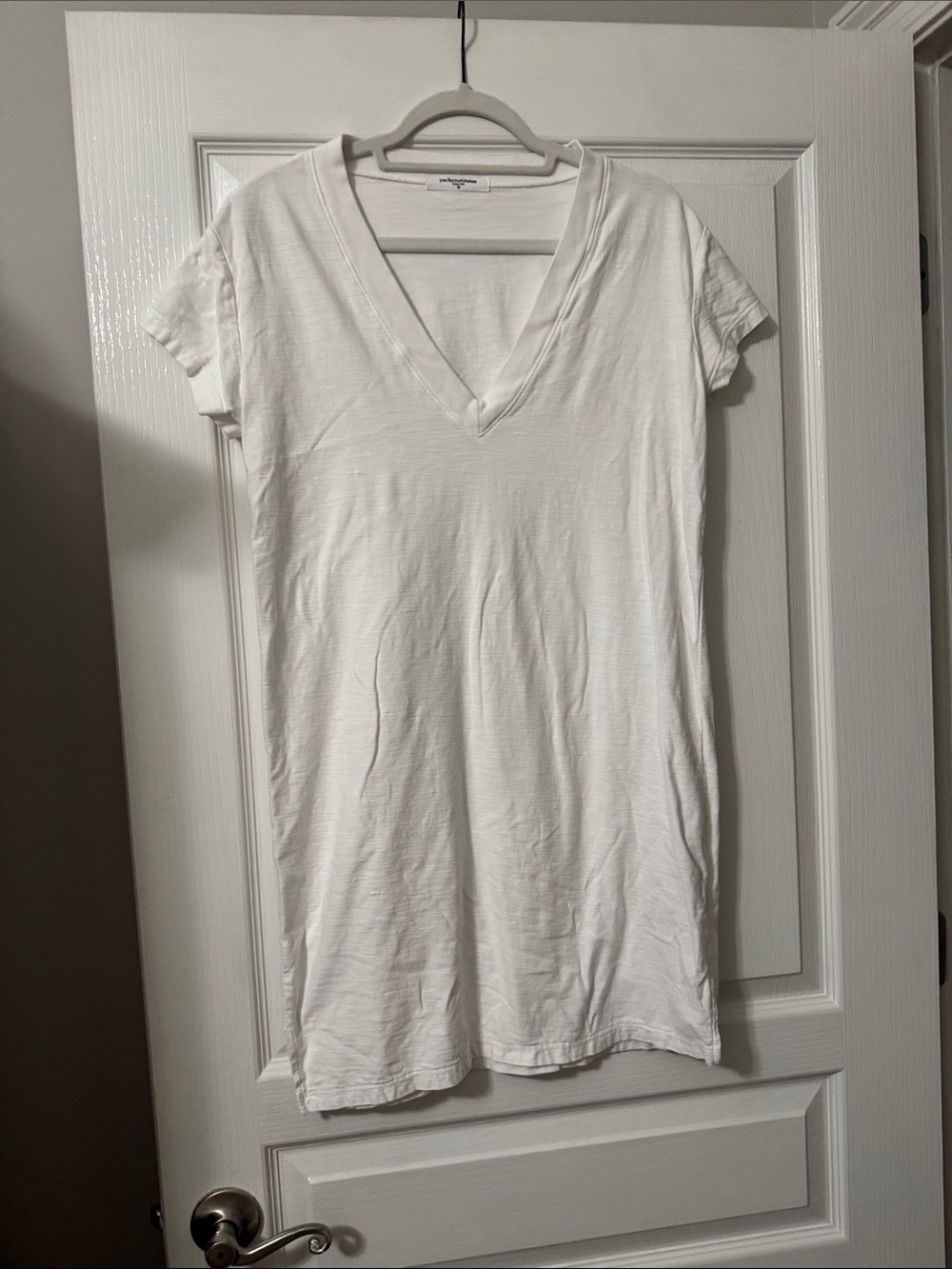 Classic V-Neck dress in White